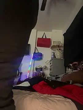 Motherbigbus online show from April 2026 08:26:01 AM