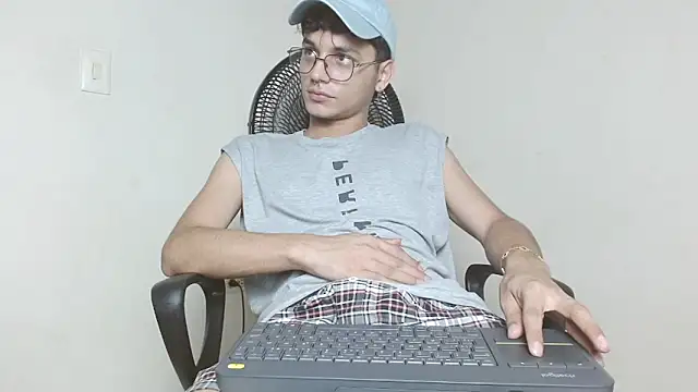 andrew dann online show from November 2025 06:24:02 AM