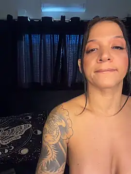 Snapshot of biadominatrix chatting on June 2026 01:13:01 PM biadominatrix online show from June 2026 01:13:01 PM