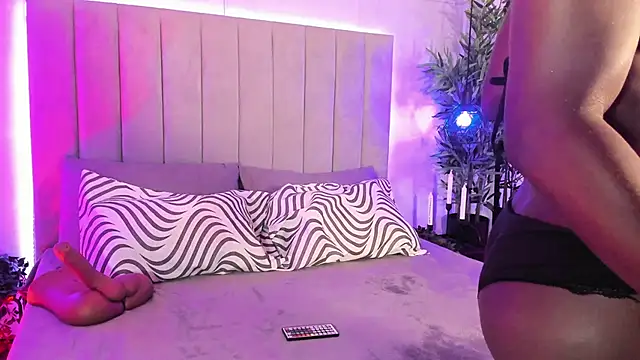 Snapshot of CandyVega_ chatting on November 2025 08:22:01 PM CandyVega online show from November 2025 08:22:01 PM