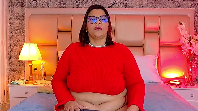 Snapshot of SelennaCooper chatting on May 2026 11:53:01 AM SelennaCooper online show from May 2026 11:53:01 AM