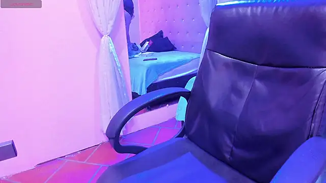 sammyRhoades online show from November 2025 08:23:02 PM