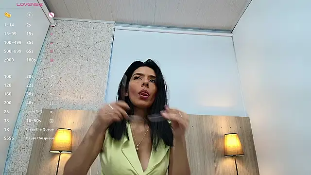 mature eva1 online show from January 2026 11:15:01 AM