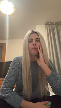 feliciafelon online show from February 2026 08:51:02 PM