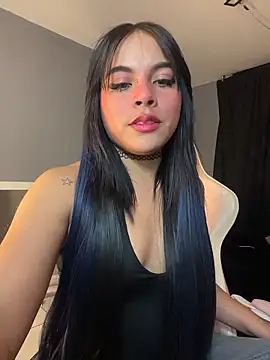 Sophie wyld online show from January 2026 03:44:01 AM