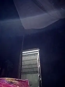 Snapshot of mon1-day chatting on November 2025 11:32:02 AM mon1-day online show from November 2025 11:32:02 AM