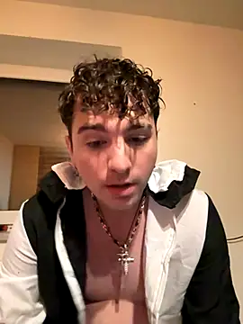 lukassmiile online show from November 2025 03:54:01 AM