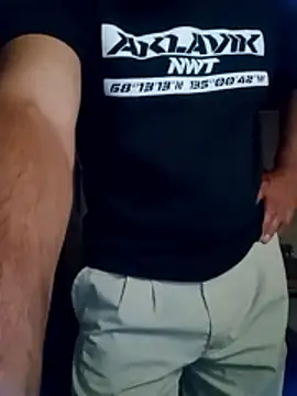 MilfyDilf40 online show from November 2025 03:28:01 AM