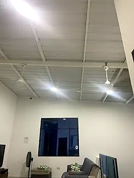 Boyfriend-Hot online show from November 2025 04:57:01 AM