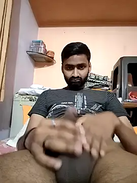 Snapshot of smartboy9smit chatting on November 2025 05:12:02 PM smartboy9smit online show from November 2025 05:12:02 PM