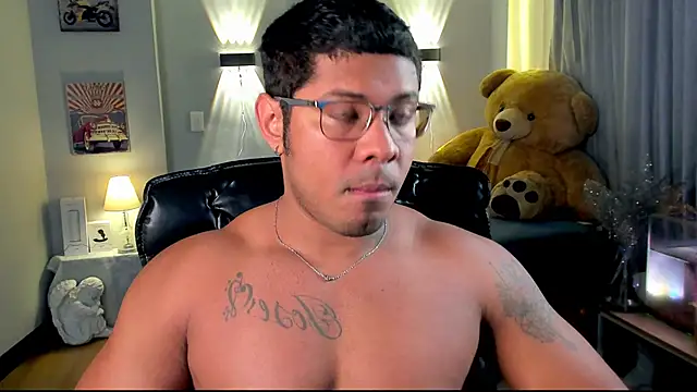 LEONHDZ online show from December 2025 02:54:02 AM