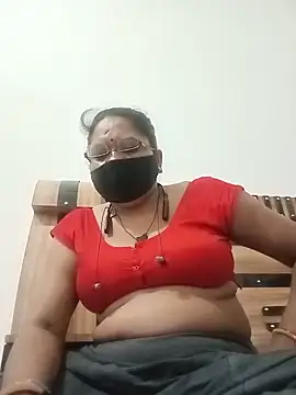 Snapshot of Menka_cut34 chatting on June 2026 12:43:02 AM Menka cut34 online show from June 2026 12:43:02 AM