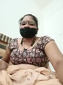 Snapshot of Menka_cut34 chatting on June 2026 11:02:02 AM Menka cut34 online show from June 2026 11:02:02 AM