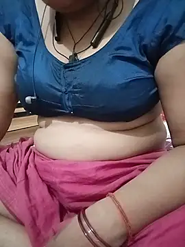 Snapshot of Menka_cut34 chatting on June 2026 09:52:01 PM Menka cut34 online show from June 2026 09:52:01 PM