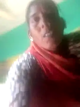 Snapshot of Xx_savita chatting on November 2025 05:21:02 AM Xx savita online show from November 2025 05:21:02 AM