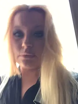 BunnyPleasures online show from December 2025 10:07:02 PM