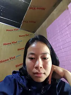 Cat-meow online show from November 2025 01:00:02 AM