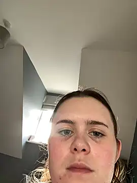 Blonde Bunny online show from January 2026 10:42:02 AM