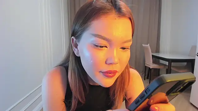 Snapshot of sakuraleen chatting on December 2025 07:21:02 PM sakuraleen online show from December 2025 07:21:02 PM