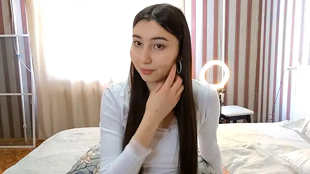 Alice puff online show from February 2026 08:04:02 AM