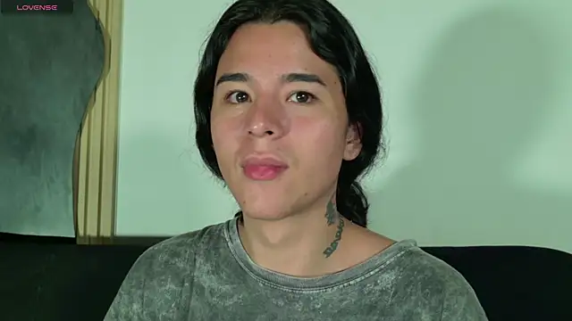 Snapshot of Angel-umbra chatting on January 2026 10:08:02 AM Angel-umbra online show from January 2026 10:08:02 AM