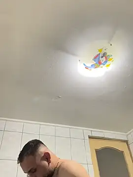 Andreiandu23 online show from April 2026 04:33:02 PM