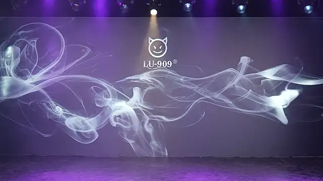 LU-909 online show from November 2025 08:02:01 AM