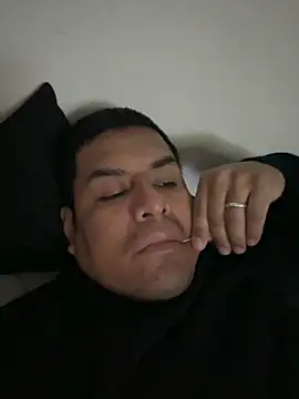 Pelotas2000 online show from November 2025 06:30:02 PM