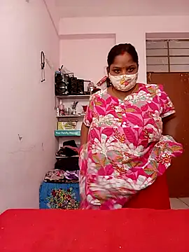 CUTE-LOVE-SWEETS online show from April 2026 04:01:01 AM