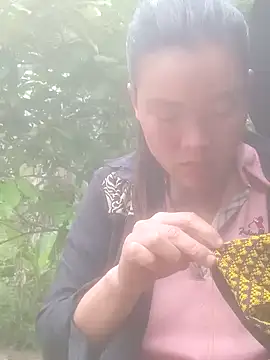 meomeo-00 online show from December 2025 03:27:02 AM