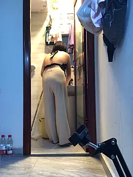 Yes-Baby-A online show from November 2025 02:27:02 PM