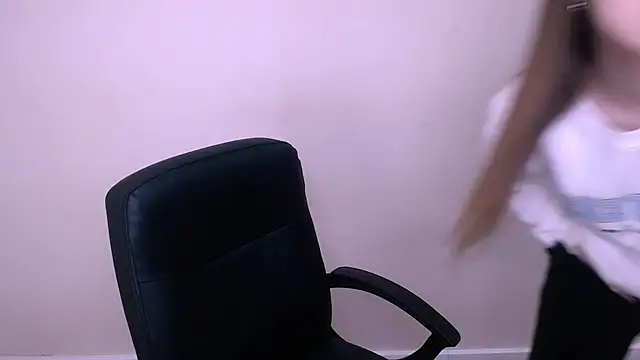 MillaTems  online show from January 2026 08:07:01 AM