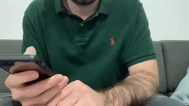 Snapshot of Noxial_Red chatting on December 2025 07:45:02 PM Noxial Red online show from December 2025 07:45:02 PM