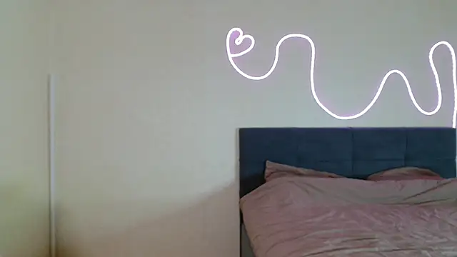 Snapshot of eva_vuv chatting on November 2025 05:01:01 PM eva vuv online show from November 2025 05:01:01 PM