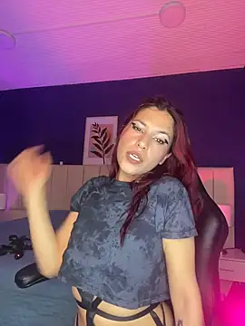 Snapshot of _MissFortune__ chatting on December 2025 12:21:02 PM MissFortune online show from December 2025 12:21:02 PM