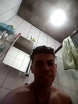 Snapshot of Martins2444 chatting on November 2025 08:20:01 PM Martins2444 online show from November 2025 08:20:01 PM