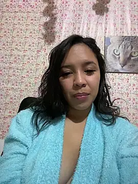 Snapshot of Esmerald_1111 chatting on November 2025 10:58:02 AM Esmerald 1111 online show from November 2025 10:58:02 AM