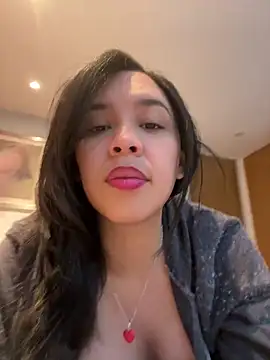 Snapshot of Esmerald_1111 chatting on December 2025 12:10:01 PM Esmerald 1111 online show from December 2025 12:10:01 PM