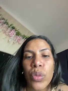 Snapshot of ArielleMillerr- chatting on February 2026 05:38:01 PM ArielleMillerr- online show from February 2026 05:38:01 PM