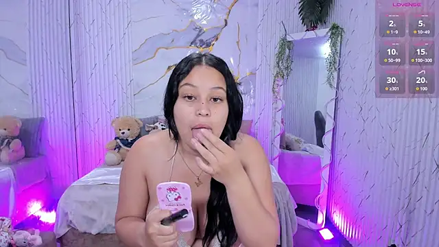 Snapshot of Canndyy_tay1 chatting on May 2026 12:01:01 PM Canndyy tay1 online show from May 2026 12:01:01 PM