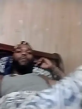 Snapshot of Faevaca38_ chatting on November 2025 04:25:02 AM Faevaca38 online show from November 2025 04:25:02 AM