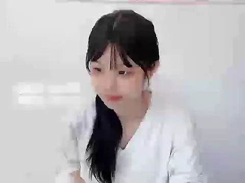 Snapshot of bunny-- chatting on November 2025 03:20:02 AM bunny-- online show from November 2025 03:20:02 AM