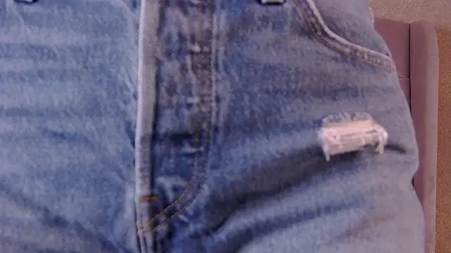 Snapshot of Alice_in_cumland_ chatting on November 2025 03:18:02 AM Alice in cumland online show from November 2025 03:18:02 AM