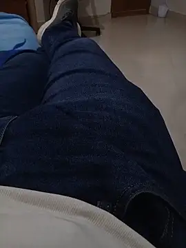 Snapshot of ouchenshadow2975 chatting on November 2025 01:10:02 PM ouchenshadow2975 online show from November 2025 01:10:02 PM