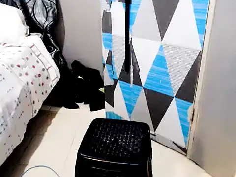 Snapshot of Savannah_Cock chatting on November 2025 01:15:01 AM Savannah Cock online show from November 2025 01:15:01 AM