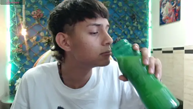 DraxBlade09 online show from December 2025 03:45:02 AM