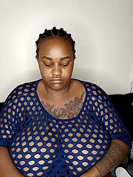 Chubbycharmdoll online show from November 2025 10:37:02 AM