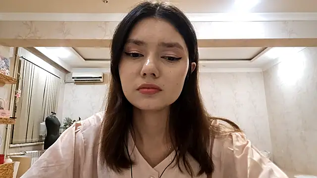 CorinneKindregans online show from November 2025 03:37:02 PM