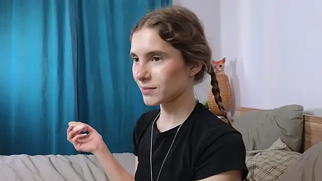 RozanneJordan online show from July 2026 06:03:02 PM