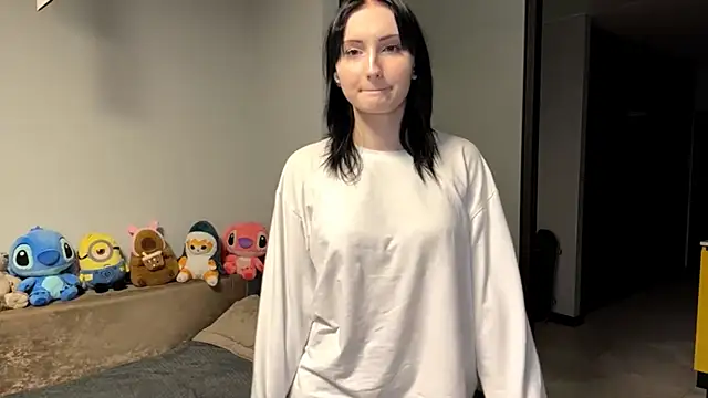 Nikaminion online show from December 2025 04:12:02 PM